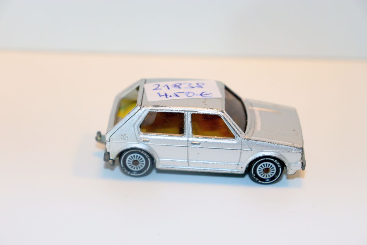 Siku SW21838, Siku 1033, VW Golf LS, silver, scale 1:55, used, with signs of wear,