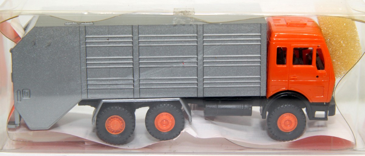  Roskopf 443, Mercedes 3achsiger Müllwagen, Aufbau Moser, orange/orange, für Spur H0, in Originalverpackung