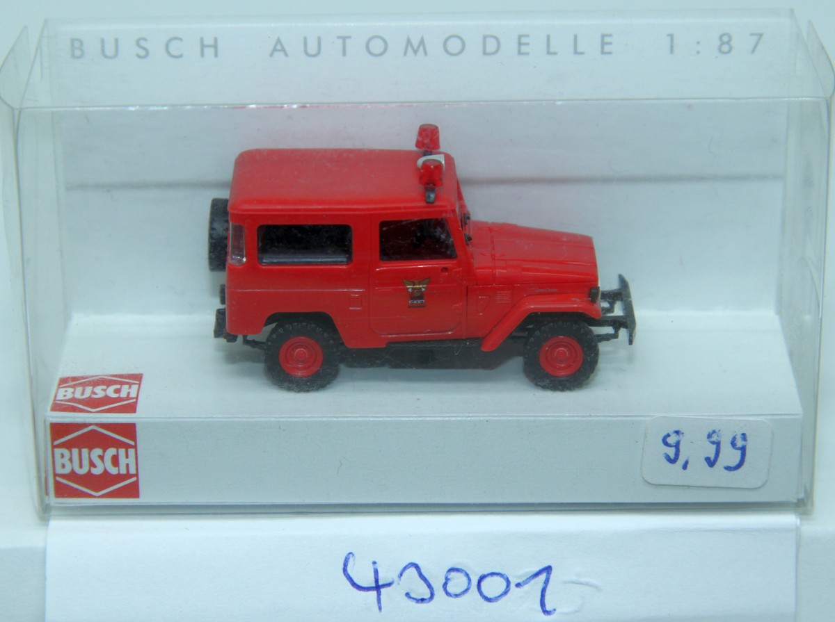 Busch 43001, Emergency vehicle Toyota Land Cruiser fire brigade Macau , for H0 gauge, with original box