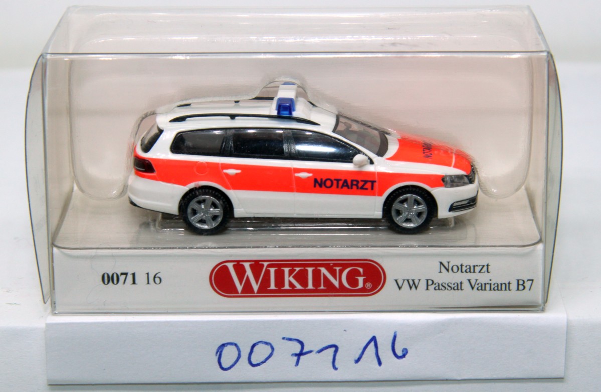 Wiking 007116, VW PASSAT Variant B7 NOTARTZT , for H0 gauge, with original box