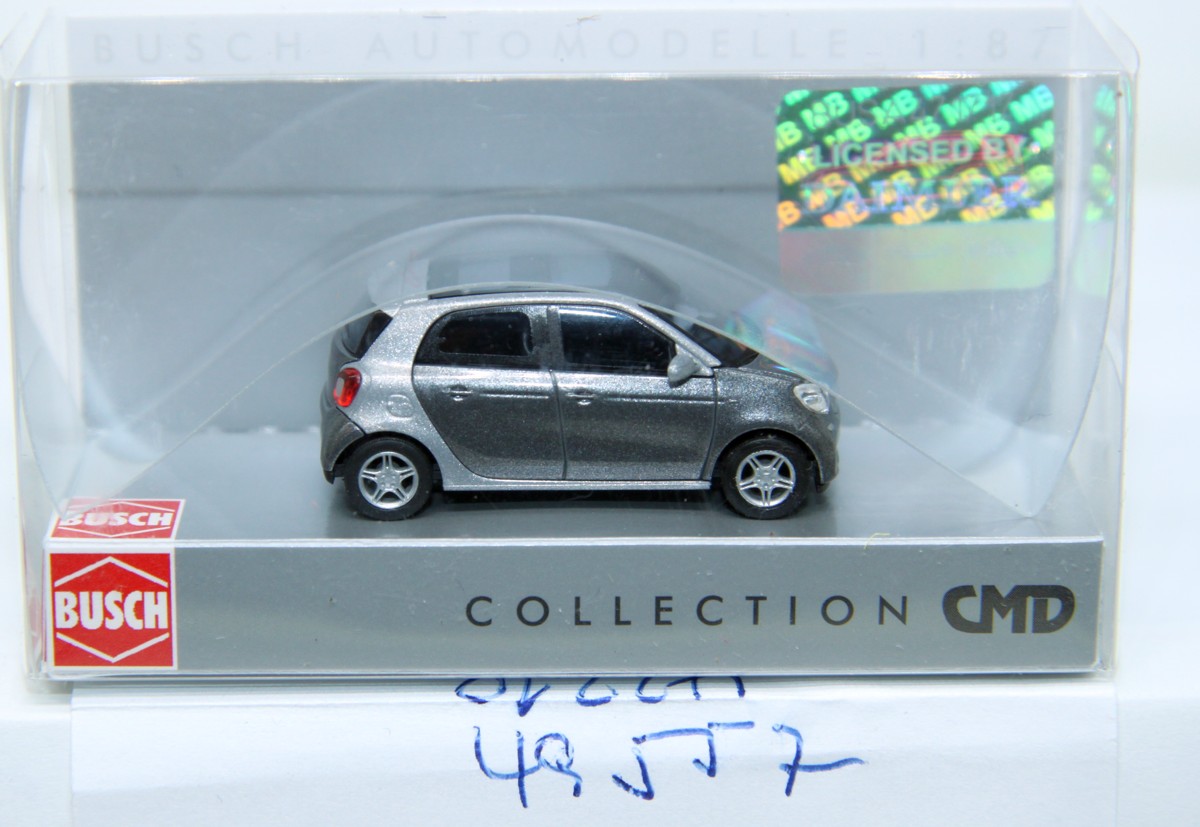 Busch 49557, Smart Forfour 2014 "CMD-Collection", grau