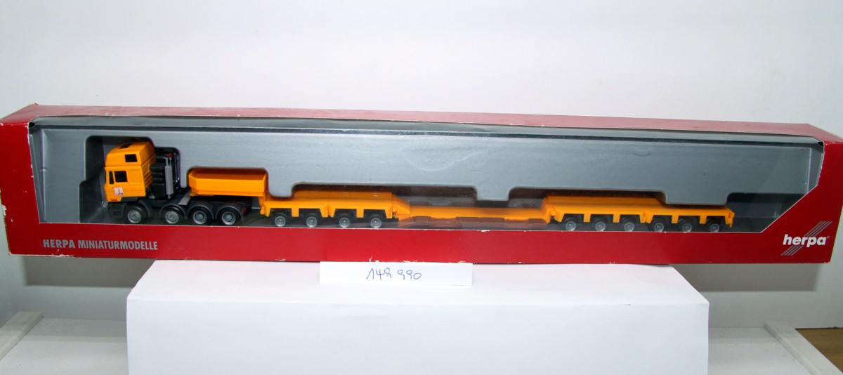 Herpa 149990, MAN E 2000 TL HEAVY-DUTY SATTLE TRAIN "MAX BÖGL", for H0 gauge, 