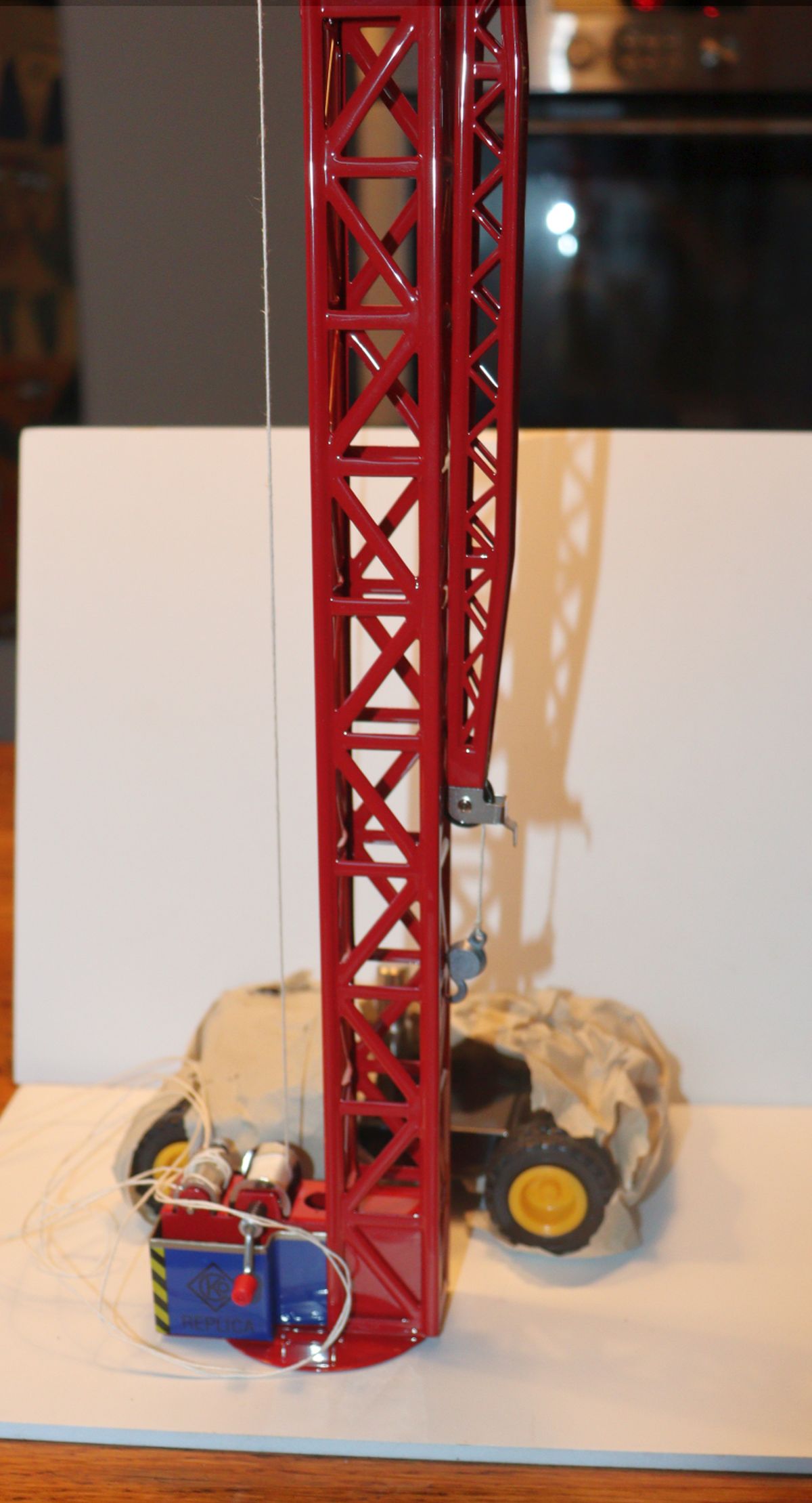 Kovap SW22139, Baukran Kran aus Blech,  2 Seilrollen - 60 cm, gelb/schwarz,