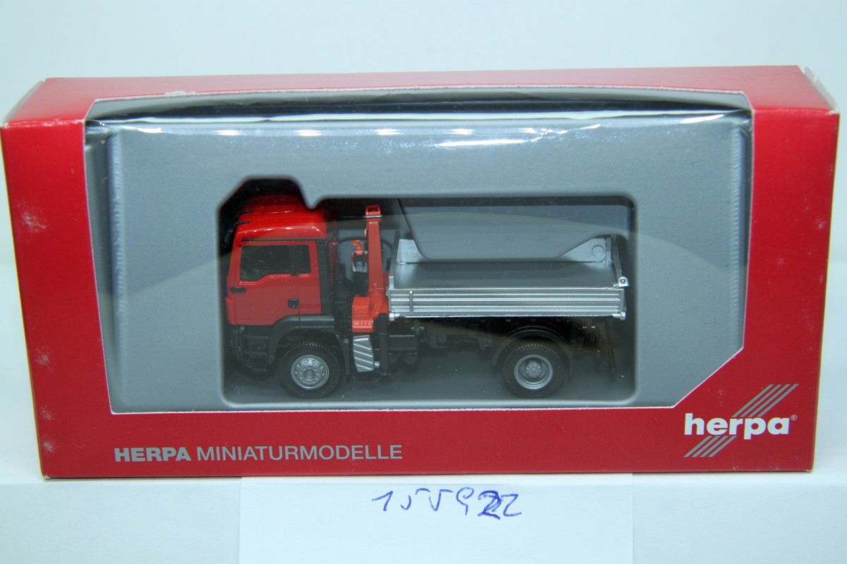 Herpa 155922, MAN TGS M all wheel drive tipper with Palfinger loading crane 2-axle