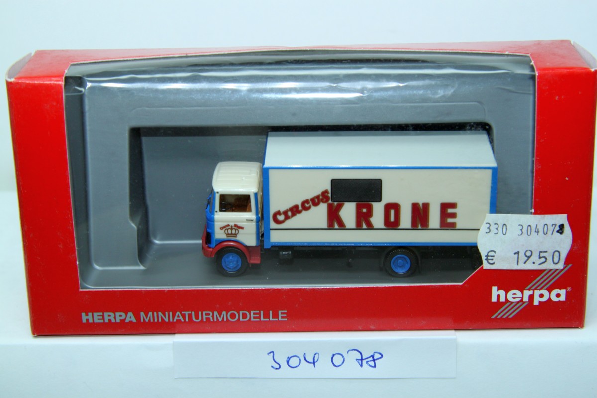 Herpa 304078, MB 813 Koffer-Lkw "Circus Krone"