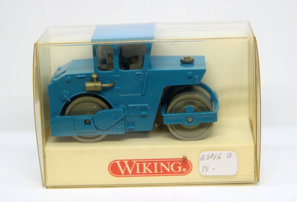WIKING 6500320, road roller, blue, for gauge H0