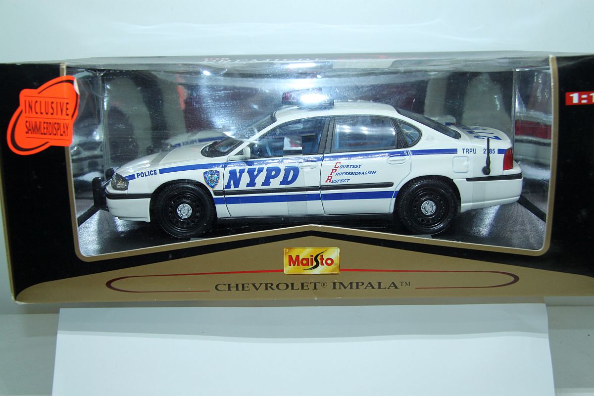 Maisto, NYPD Chevrolet Impala Premiere Edition, "Police Car Diecast", 1:18