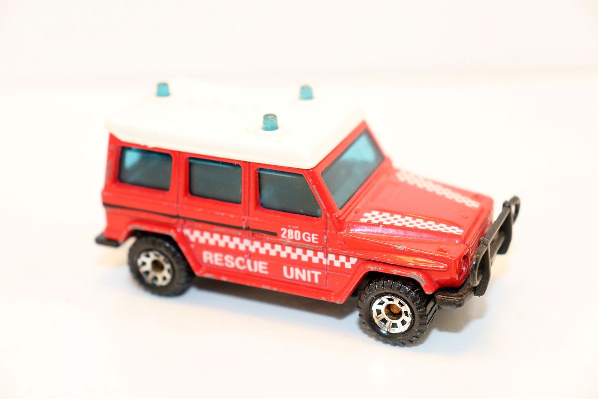 Matchbox SW20505, Mercedes Benz 280 GE, “Rescue Unit”, red/white, scale 1:64, 