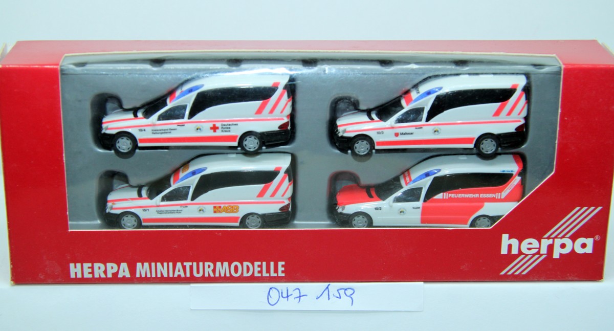 Herpa 047159, Mercedes Benz Binz A 2003 4er Set, "Essen"