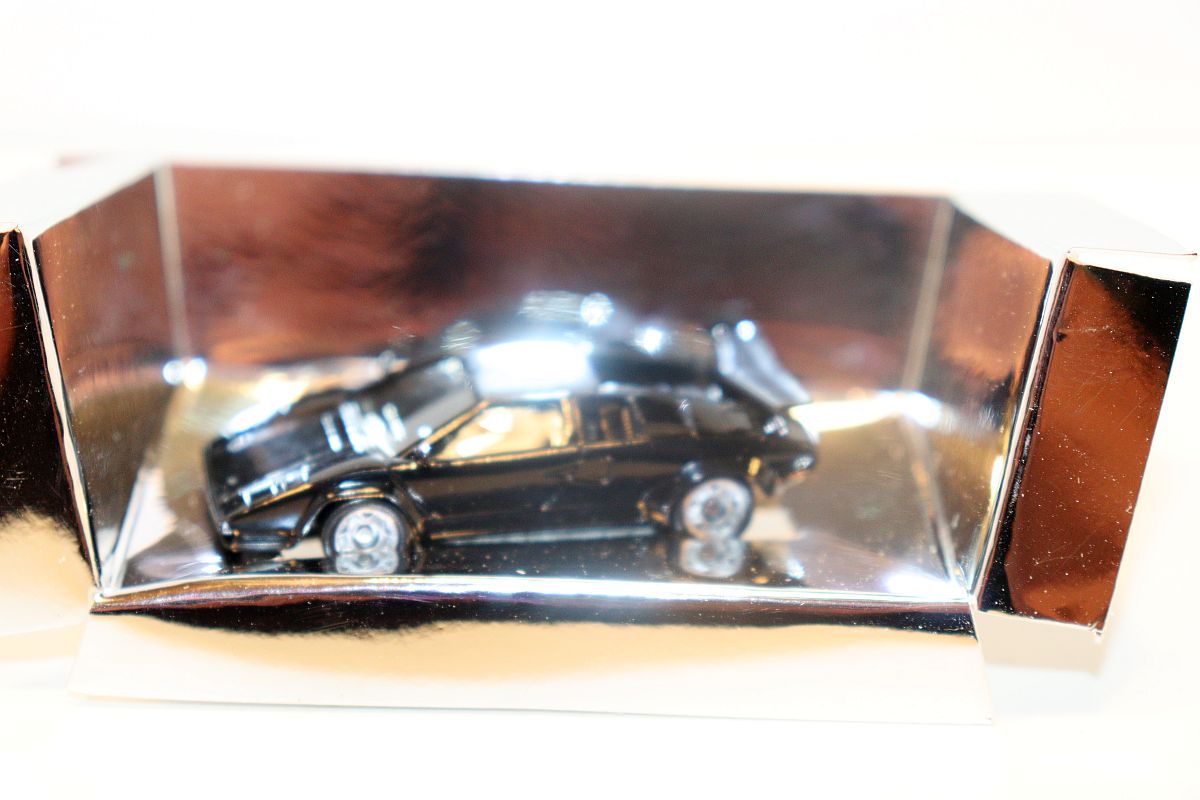 Monogram 2024, Lamborghini Countach mit Spoiler, schwarz,