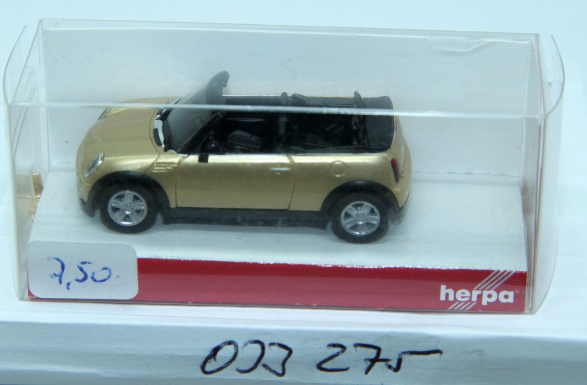 Herpa 033275, Mini Cabrio TM, bronze, for H0 gauge,