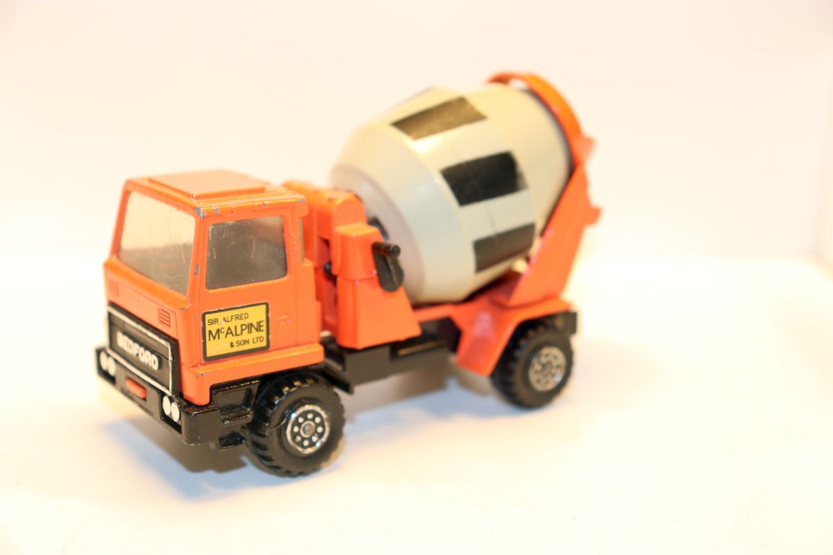 Matchbox Super Kings SW21325,  Bedford  Ready Mix Concrete Truck Betonmischer, orange/grau, 1977
