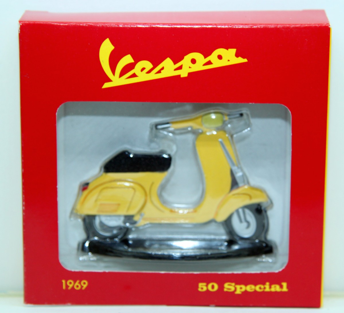 Vespa Modell aus Metall, 50 Spezial, mit Originalverpackung, Deko für Sammler, 