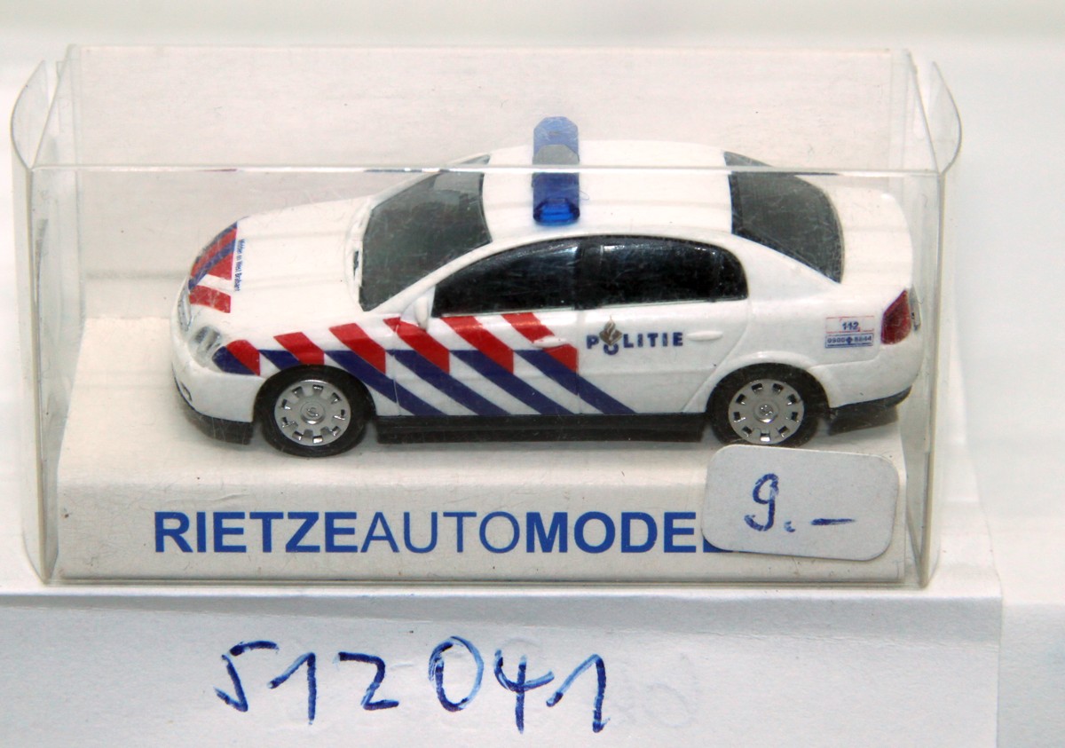 Rietze 51204, Opel Vectra, Politie Polizei Midden en West Brabant Niederlande / Holland weiß