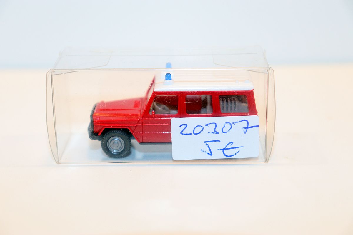 Wiking SW20307, Fire brigade ice cream truck with blue light, for H0 scale,