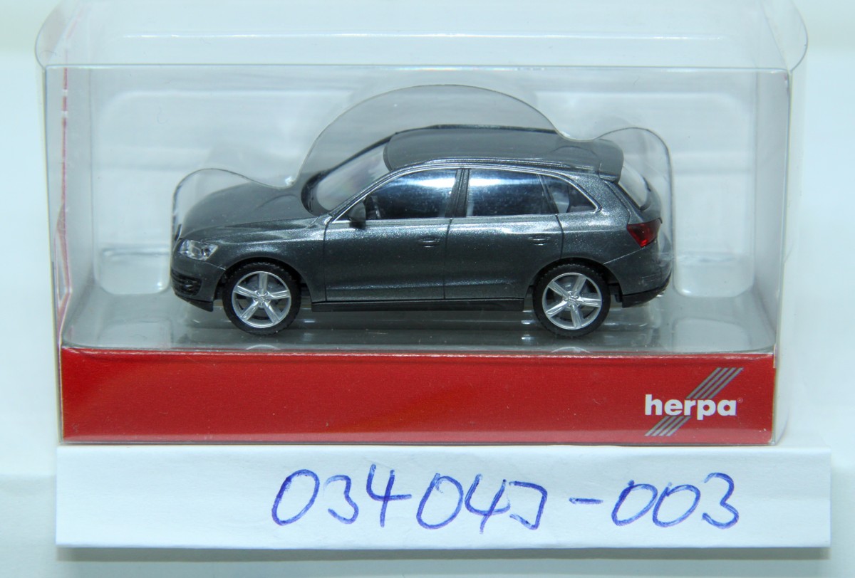 Herpa  034043-003, Audi Q5®, grau