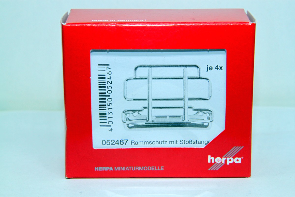 Herpa 052467, bumper protection (with bumper) for Scania R 4 pcs., for H0 gauge, 