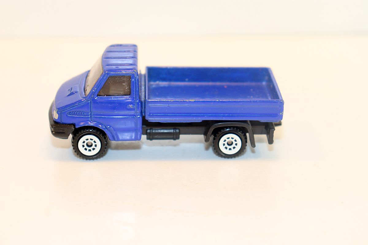 Siku SW20600, Siku 0840, IVECO Kleinlaster, dunkelblau, 