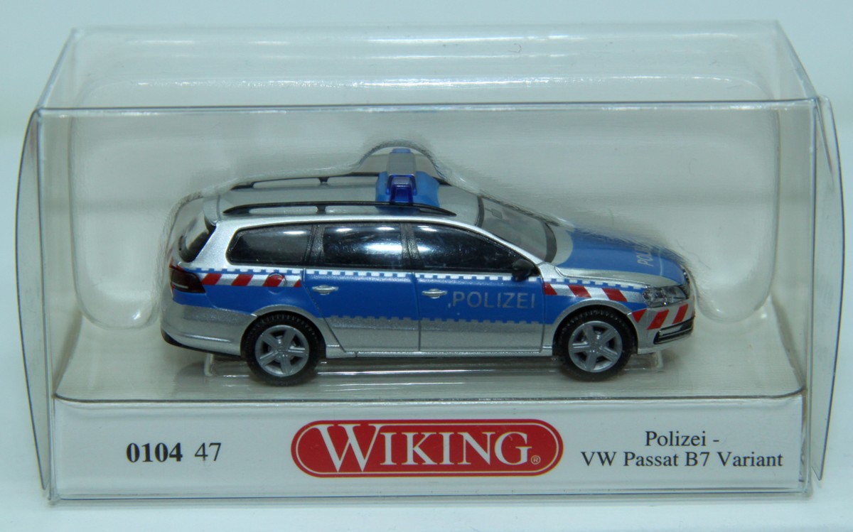 Wiking 0104 47 Police VW Passat B7 Variant blue / silver, for H0 gauge, with original box