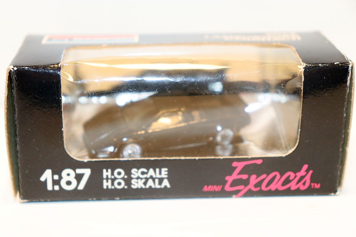 Monogram 2024, Lamborghini Countach mit Spoiler, schwarz,