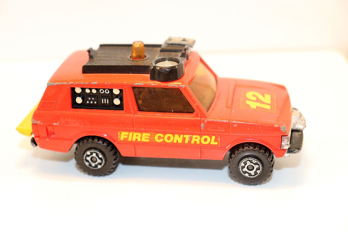 Siku SW20491, Matchbox Speed Kings, K-64 Range Rover “Fire Control”, fire engine, scale 1:55, 