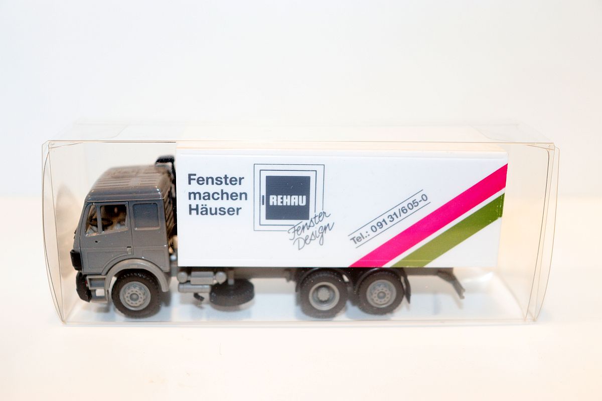 Herpa SW20339, Mercedes-Benz, box train, “Rehau windows make houses”, for H0 gauge, 