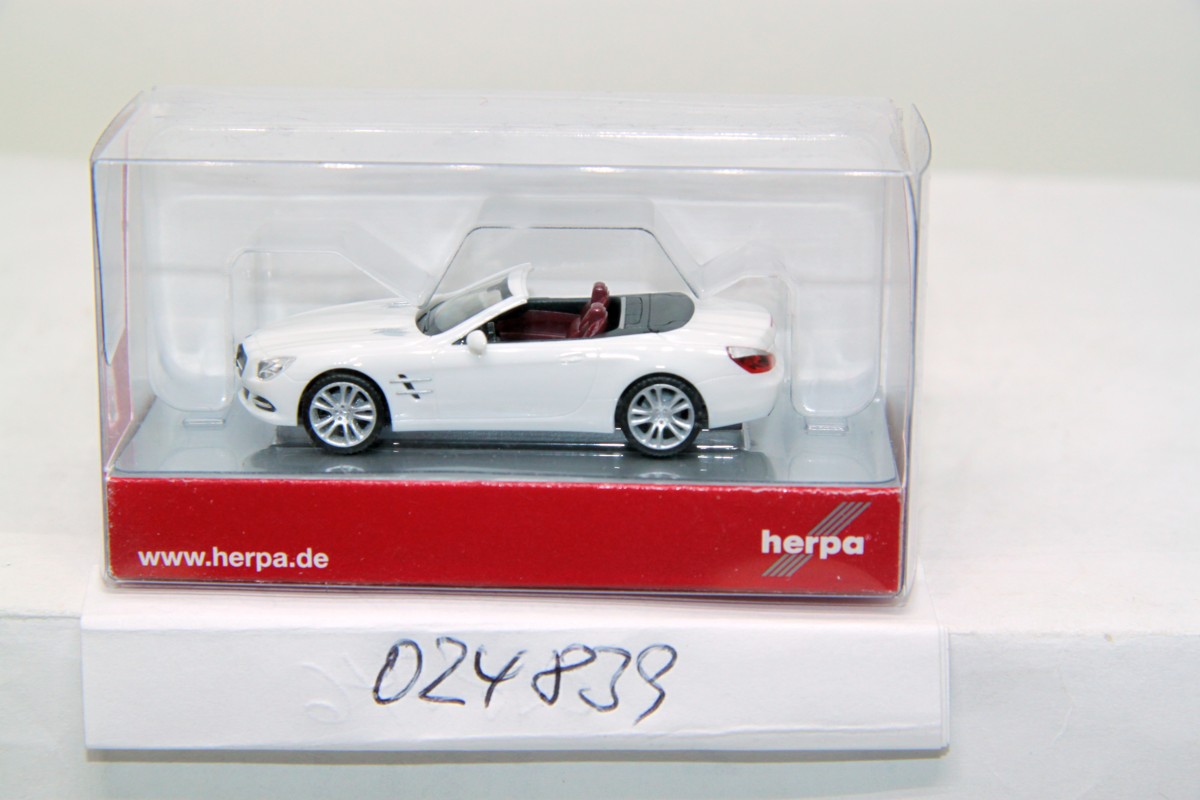Herpa 024839, Mercedes Benz SL-Klasse Cabrio mit Hardtop, zirrusweiß 