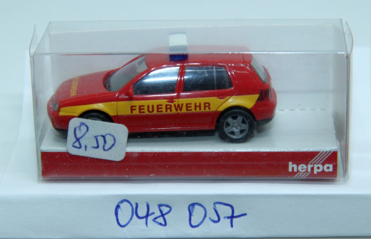 Herpa 048057, VW Golf IV "Feuerwehr ELW", for H0 gauge, with original packaging