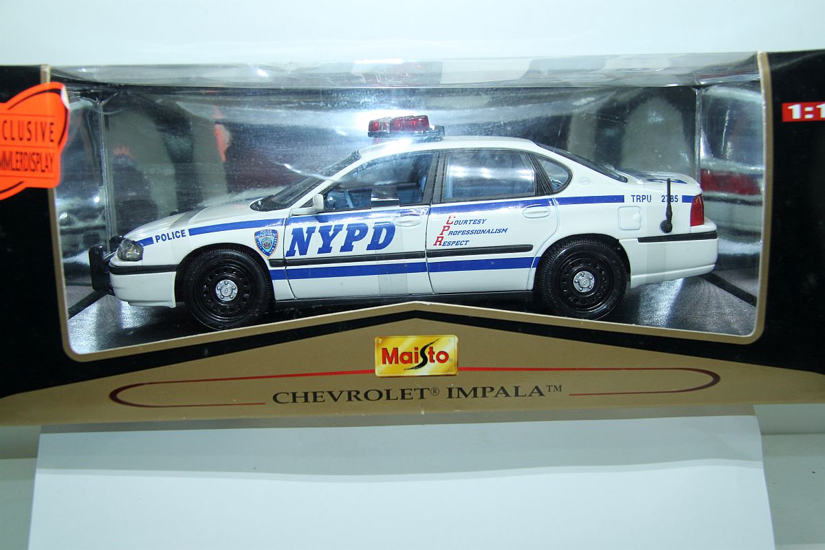 Maisto, NYPD Chevrolet Impala Premiere Edition, "Police Car Diecast", 1:18