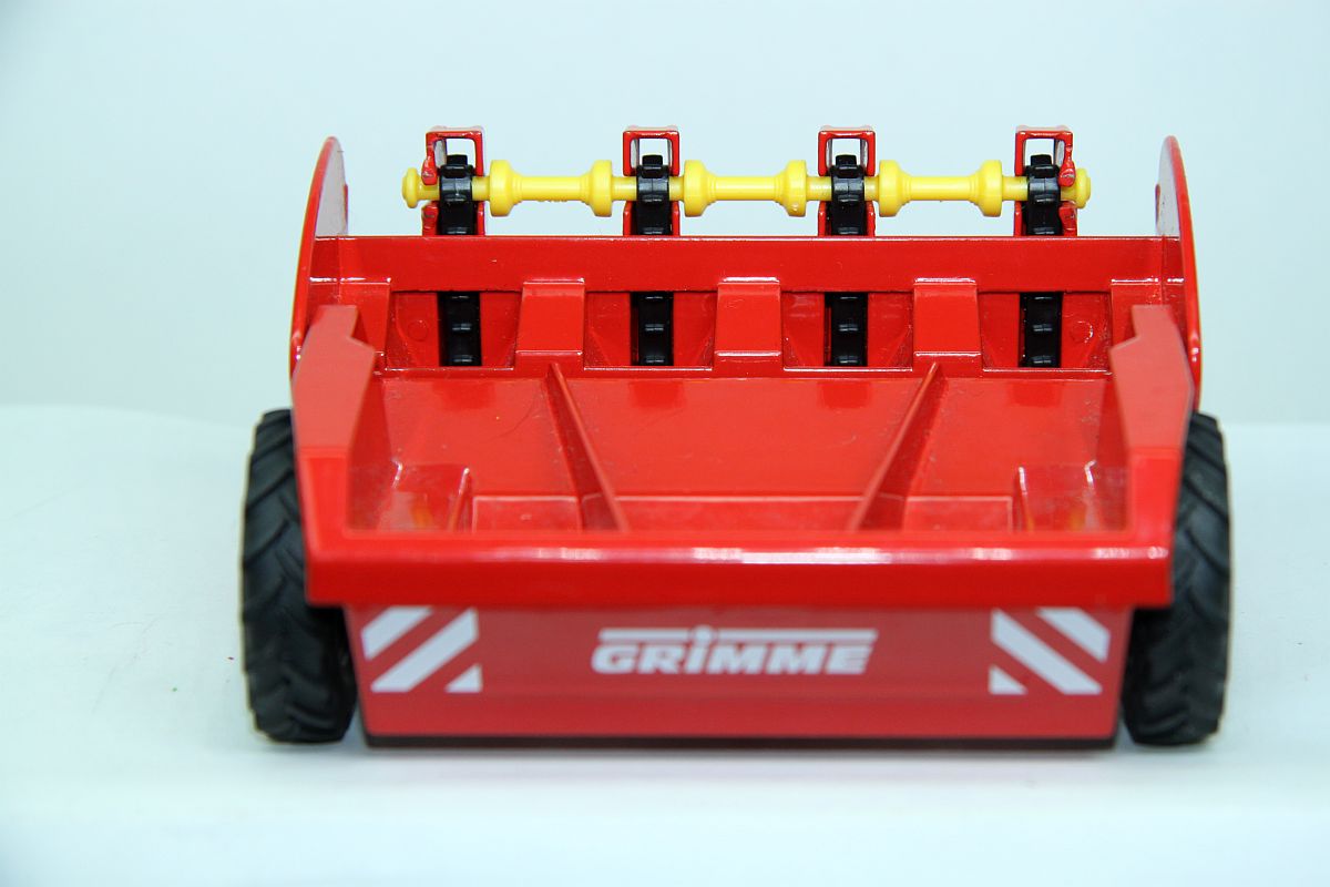 Siku SW19771, potato planter, traffic red, GRIMME / GL 34Z, silver-grey rims, used, with signs of wear,