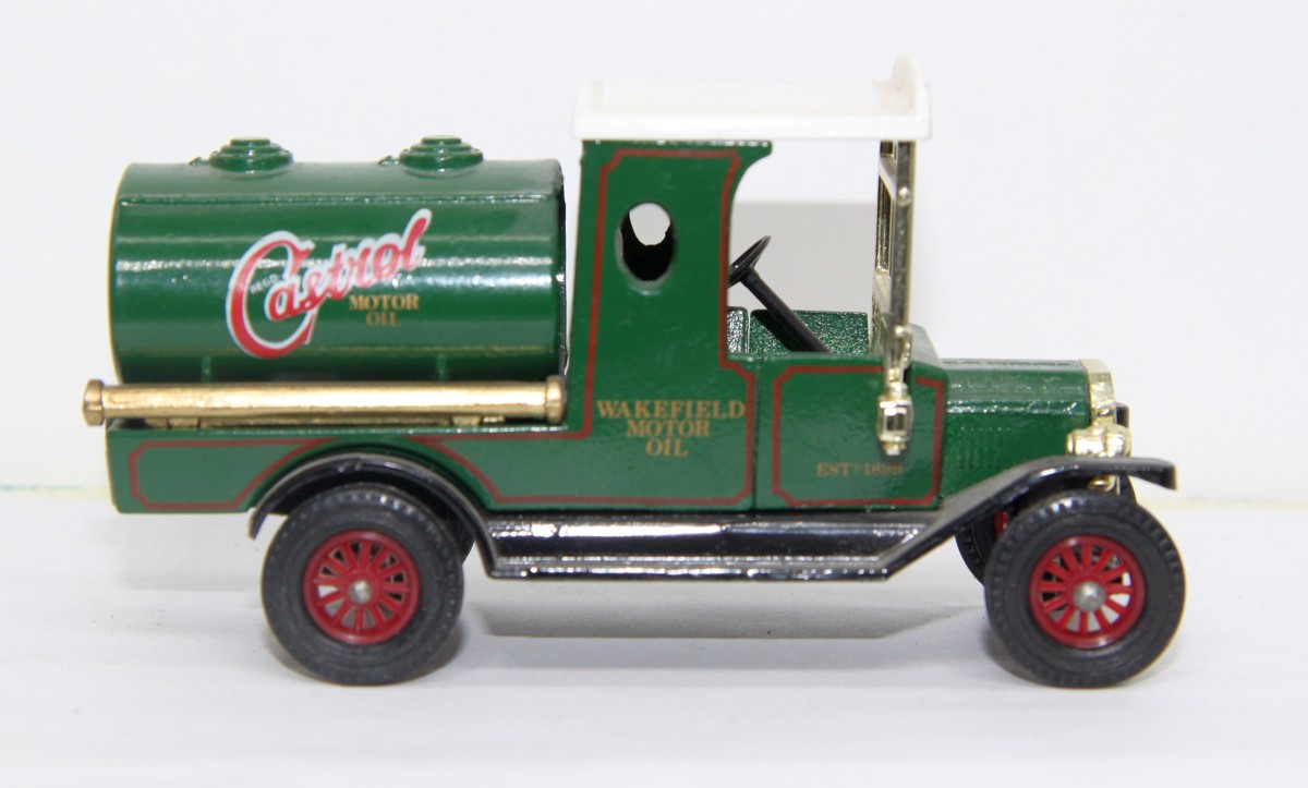  Matchbox Models of Yesteryear, "Castrol", Metallauto, made in England, in Originalverpackung