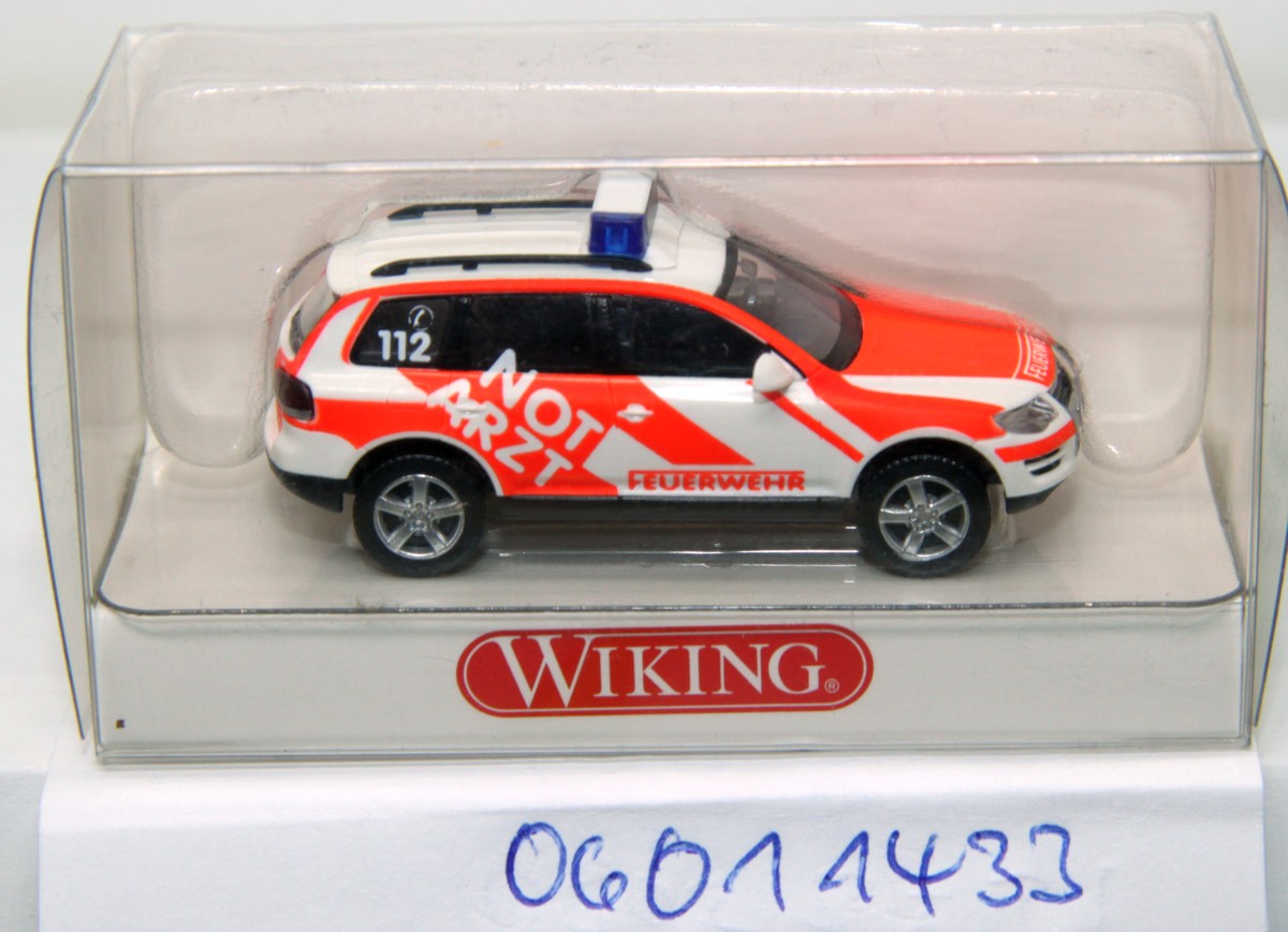 Wiking 06011433, VW Touareg NEF design fire brigade Duisburg emergency doctor , for gauge H0
