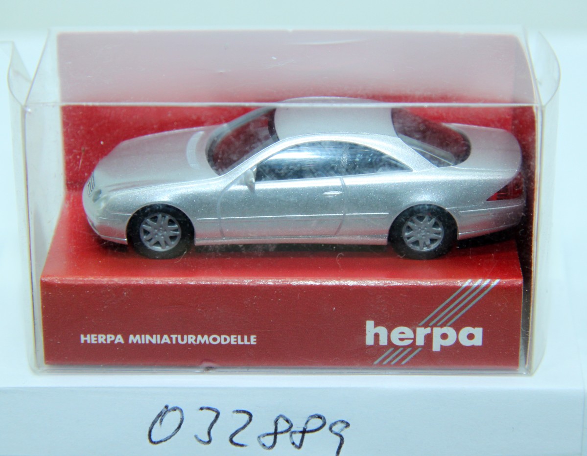 Herpa  032889, MB CL Coupe, silber
