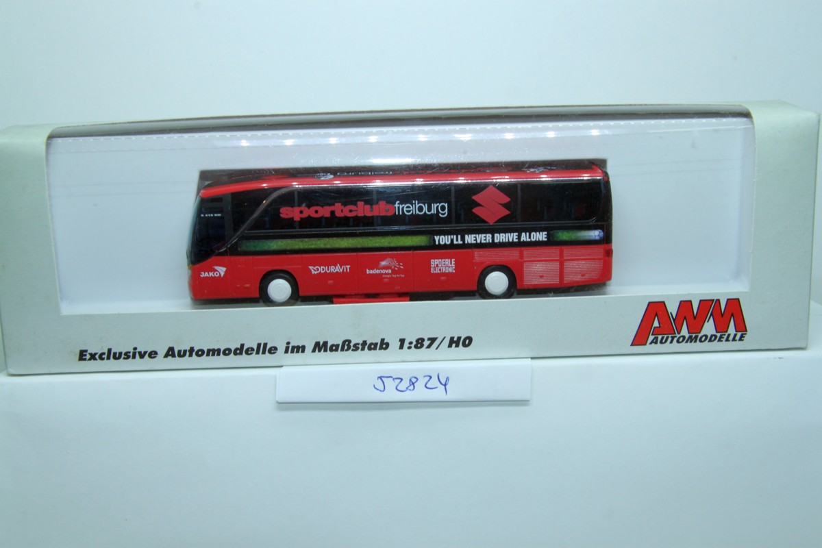 AWM 52824, Reisebus "Sportclub Freiburg"