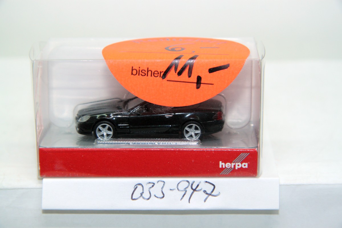 Herpa 033947, MB SL-Klasse metallic, schwarz
