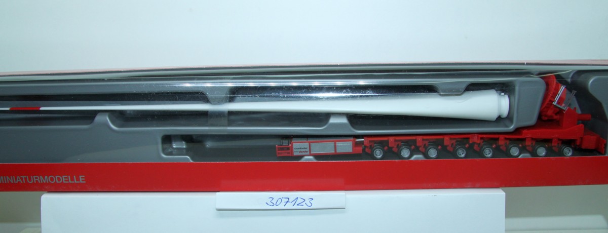 Herpa 307123, Wing transport Goldhofer FTV 300 "Bender" , red, for H0 gauge,