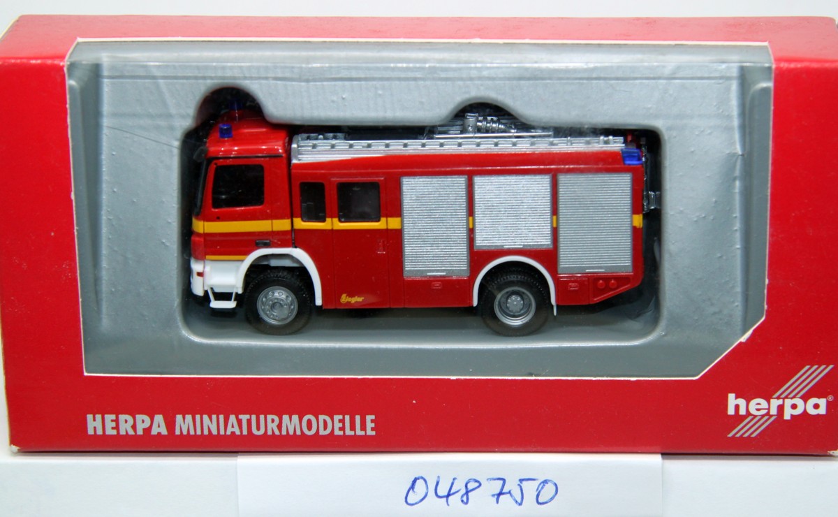 Herpa 098168 1/87 Mercedes-Benz Actros S HLF 2000 Vigili Del Fuoco - Modellino Nuovo