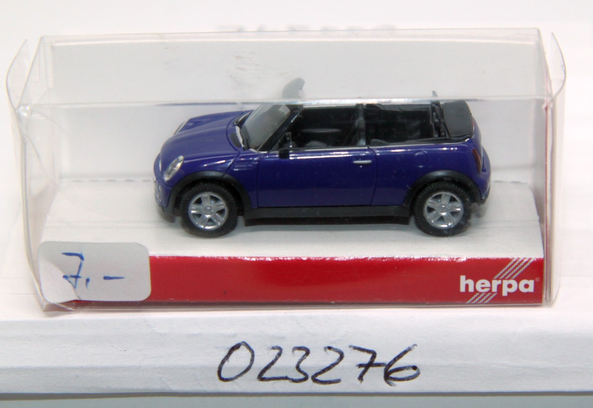 Herpa  023276, Mini Cabrio TM, dunkelblau