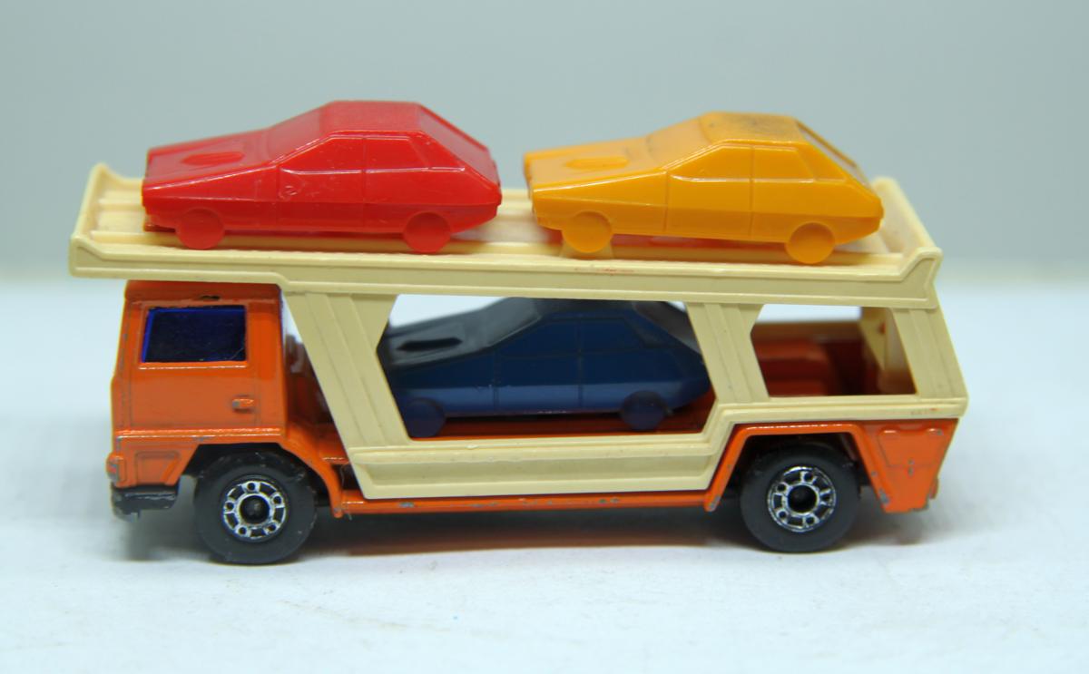Lesney Matchbox Nr. 11 Car Transporter 1976 1