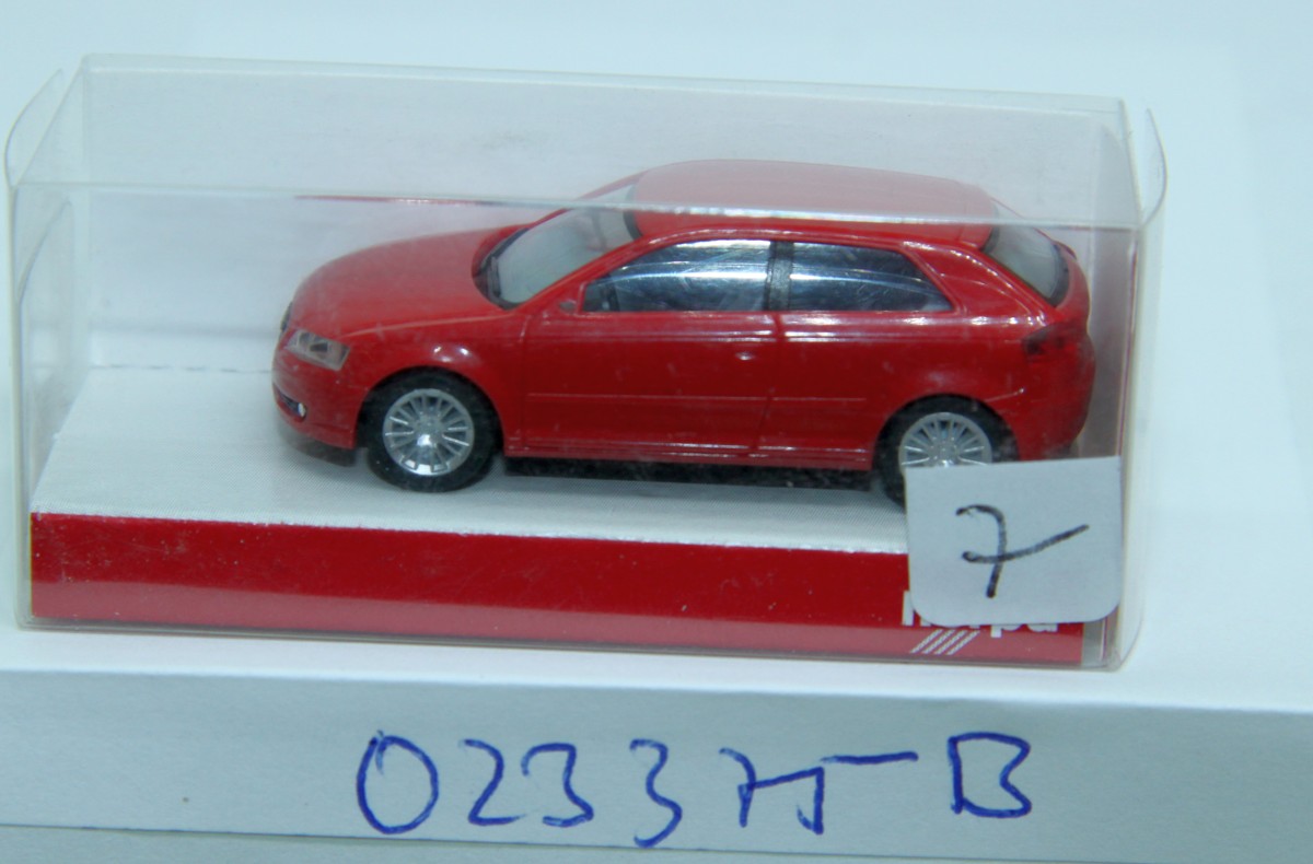 Herpa  023375, Audi A3, rot