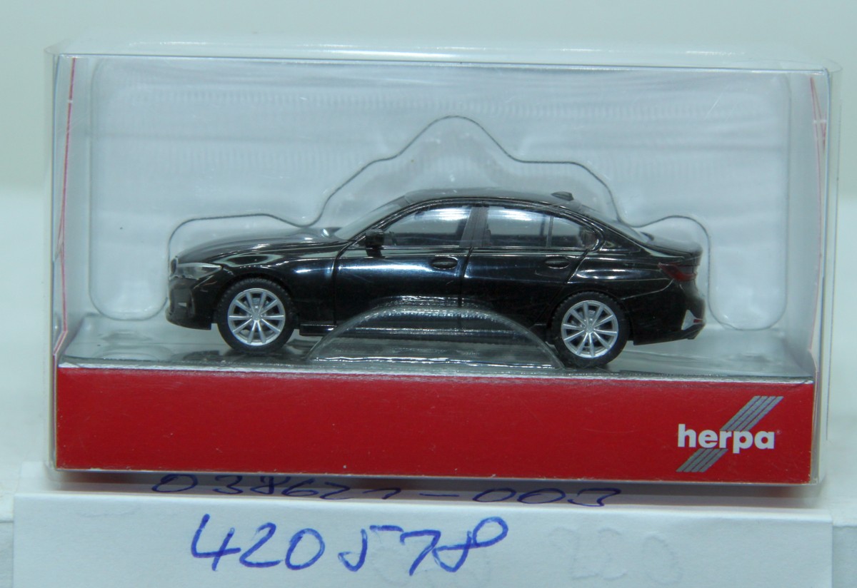 Herpa 420518, BMW 3ER LIMOUSINE, SCHWARZ, für Spur H0, mit Originalverpackung