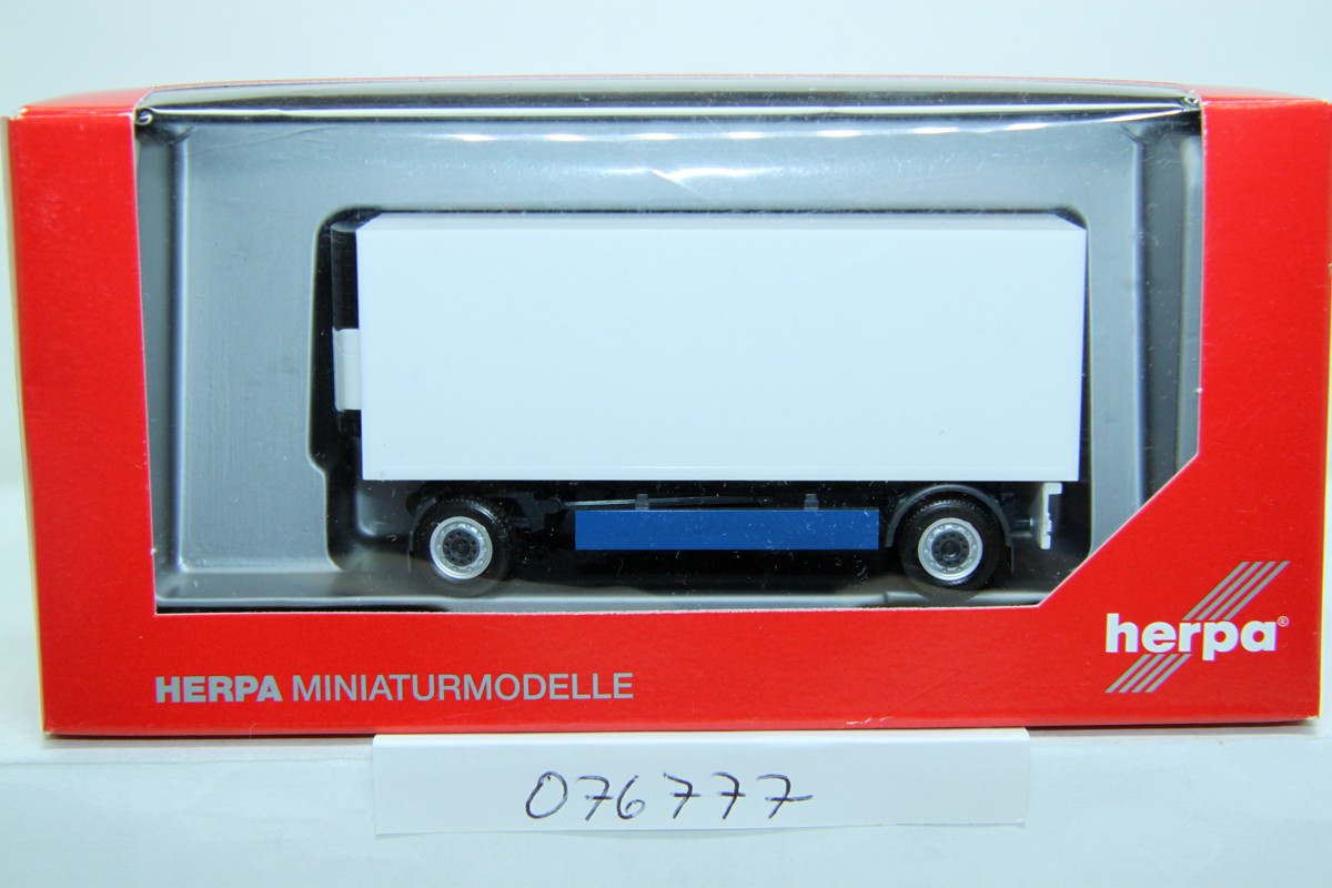 Herpa 076777, 2-axle refrigerated box trailer, blue/white, for h0 gauge, 