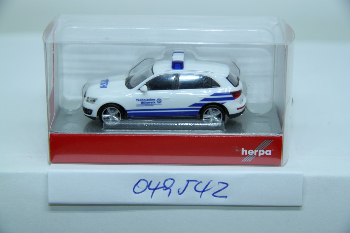 Herpa 049542, Audi Q5, "Technisches Hilfswerk Pfaffenhofen"