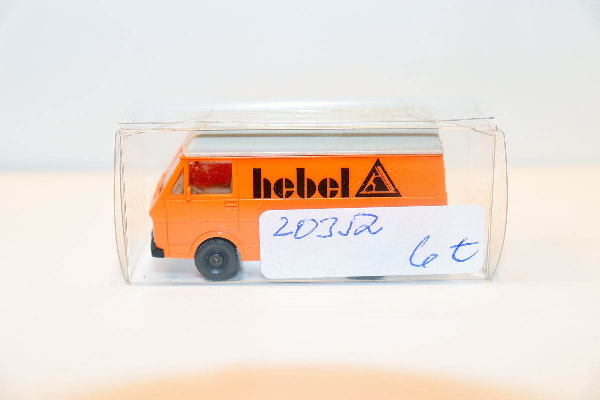 Wiking SW20352, Volkswagen VW LT 28 Bus Transporter box wagon high roof, “ lever”, orange, for H0 scale, 