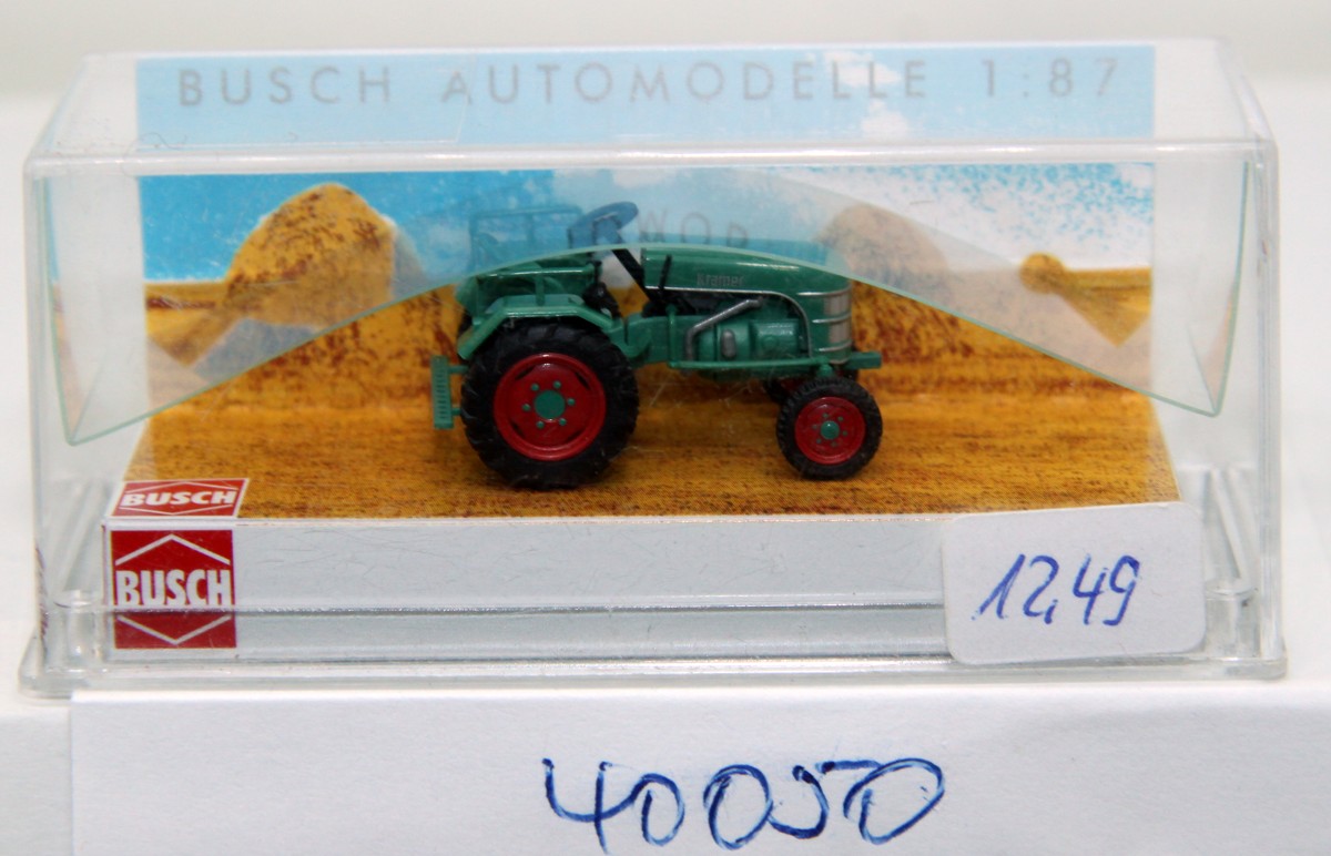 Busch 40050, Tractor Kramer KL11 tractor tractor green , for H0 gauge, with original box