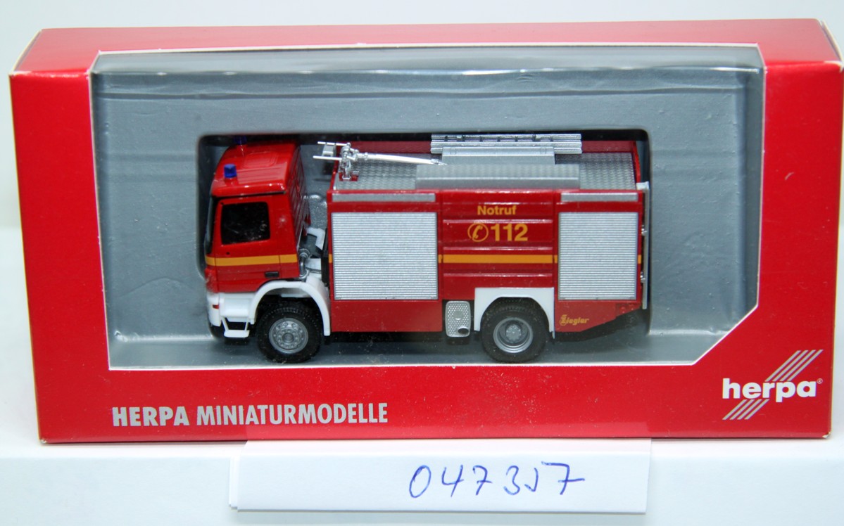 Herpa 047357, Mercedes Benz Actros S TLF 24/60, "Feuerwehr"