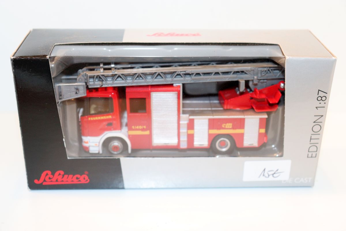 Schuco 23802,  Feuerwehr Scania Drehleiter 