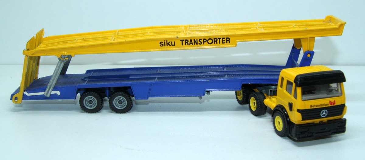 Laster, MB Autotransporter, gelb/blau, mit Aufschrift "Siku Transporter", SW 14285, Maßstab 1:55, bespielt mit  sichtbaren Gebrauchsspuren , siehe Bilder, ohne Originalverpackung  
