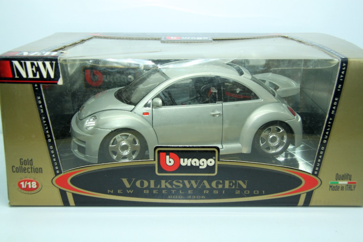 Burago 3306, VW Volkswagen New Beetle RSI 200,  silber metallic, Maßstab 1:18, mit Originalverpackung 