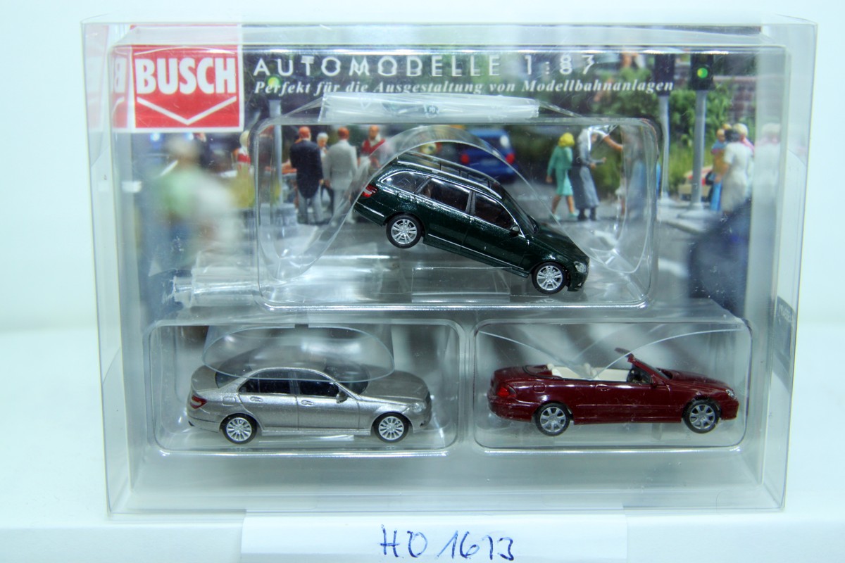 Busch 1613, BUSB09, Mercedes Set ( 3 Stück ), schwarz/ sw/ champ,